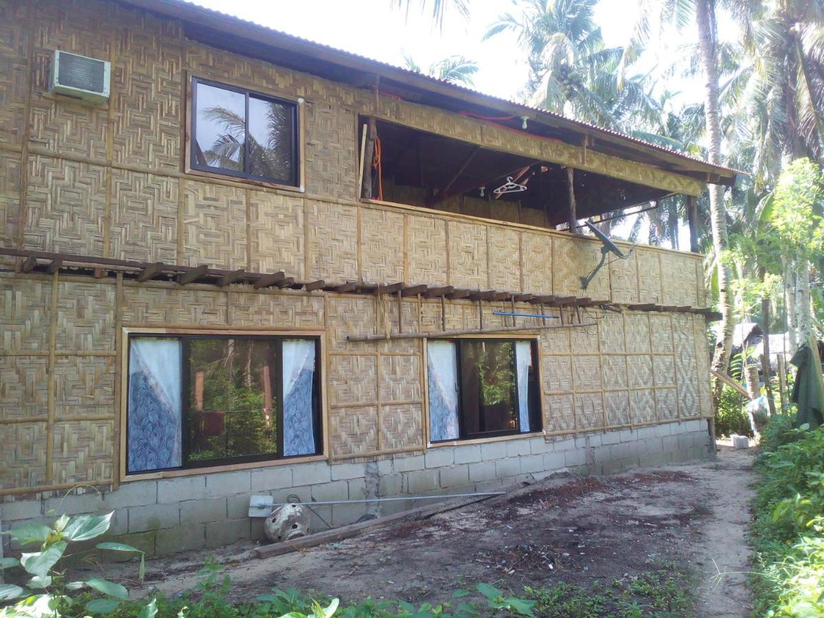 Siargao Swell Hostel General Luna  Buitenkant foto